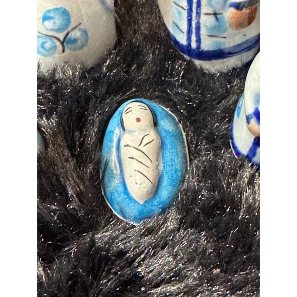 Tonala Miniture Mexico Nativity Set  5 Piece Hand Painted Blues - Picture 3 of 8